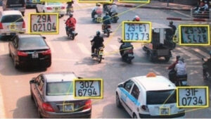 Camera giám sát giao thông ghi lại lỗi vi phạm – dữ liệu sẽ được xử lý và chuyển sang hình thức phạt nguội nếu không xử lý tại chỗ.